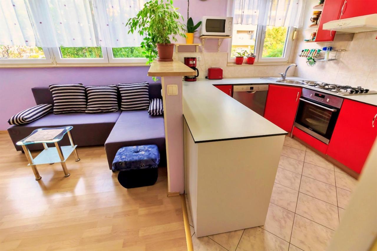 Apartment Anita Omiš Exteriör bild